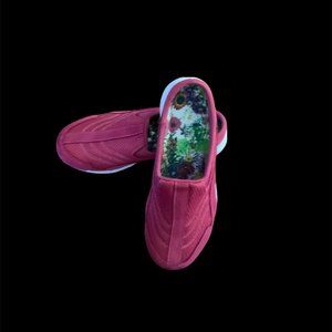 Easy Spirit Clogs 7.5 Raspberry Pink